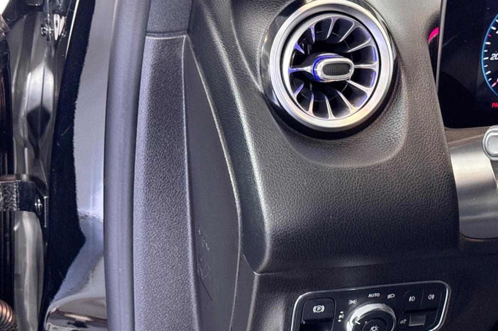 used 2021 Mercedes-Benz GLB 250 car, priced at $23,792