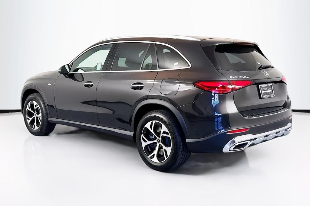 new 2025 Mercedes-Benz GLC 350e car, priced at $64,275