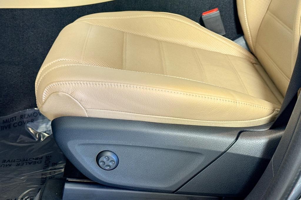 new 2026 Mercedes-Benz GLE 450 car, priced at $83,275