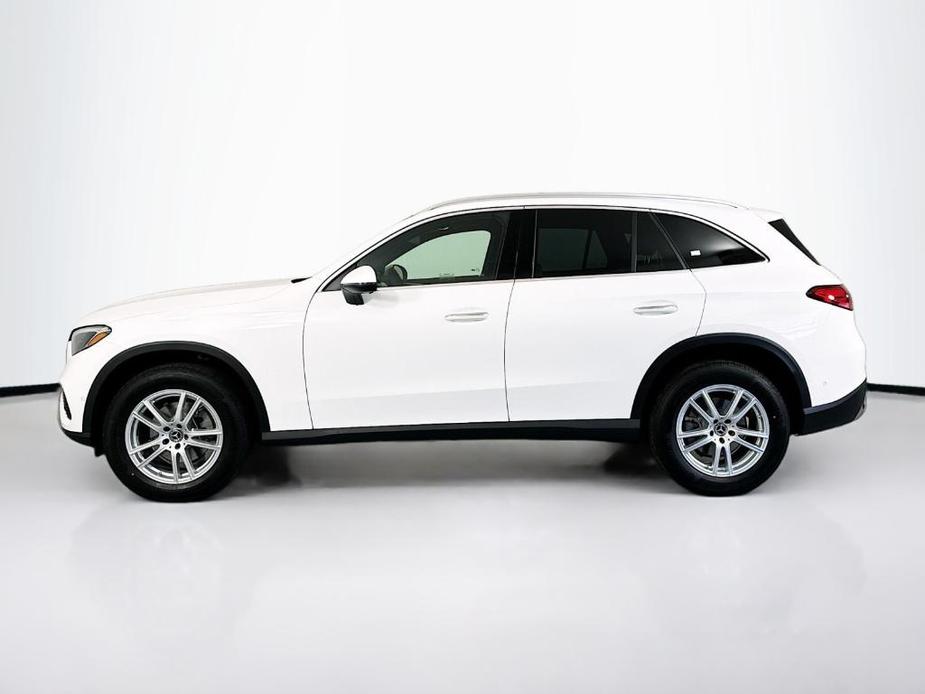 new 2025 Mercedes-Benz GLC 300 car, priced at $55,425