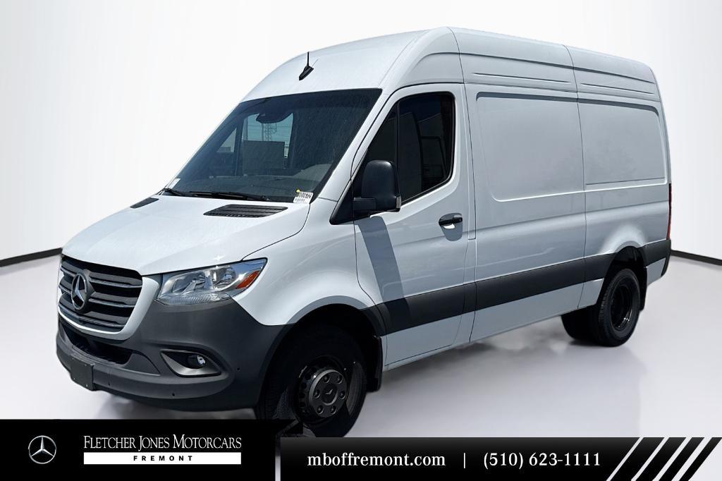 new 2024 Mercedes-Benz Sprinter 3500 car, priced at $69,564