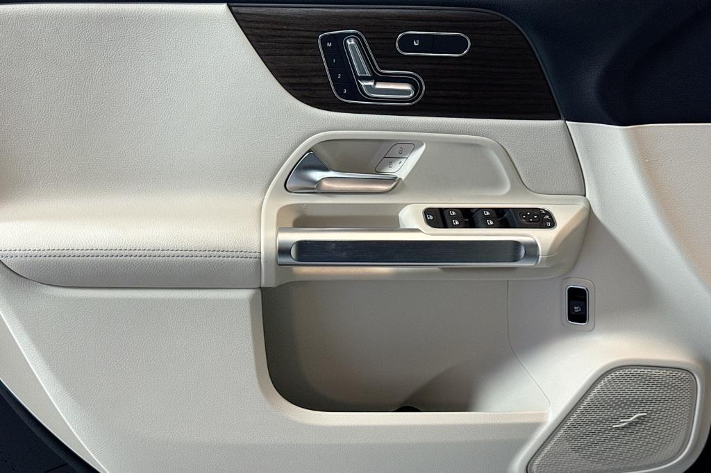 new 2026 Mercedes-Benz GLB 250 car, priced at $49,815