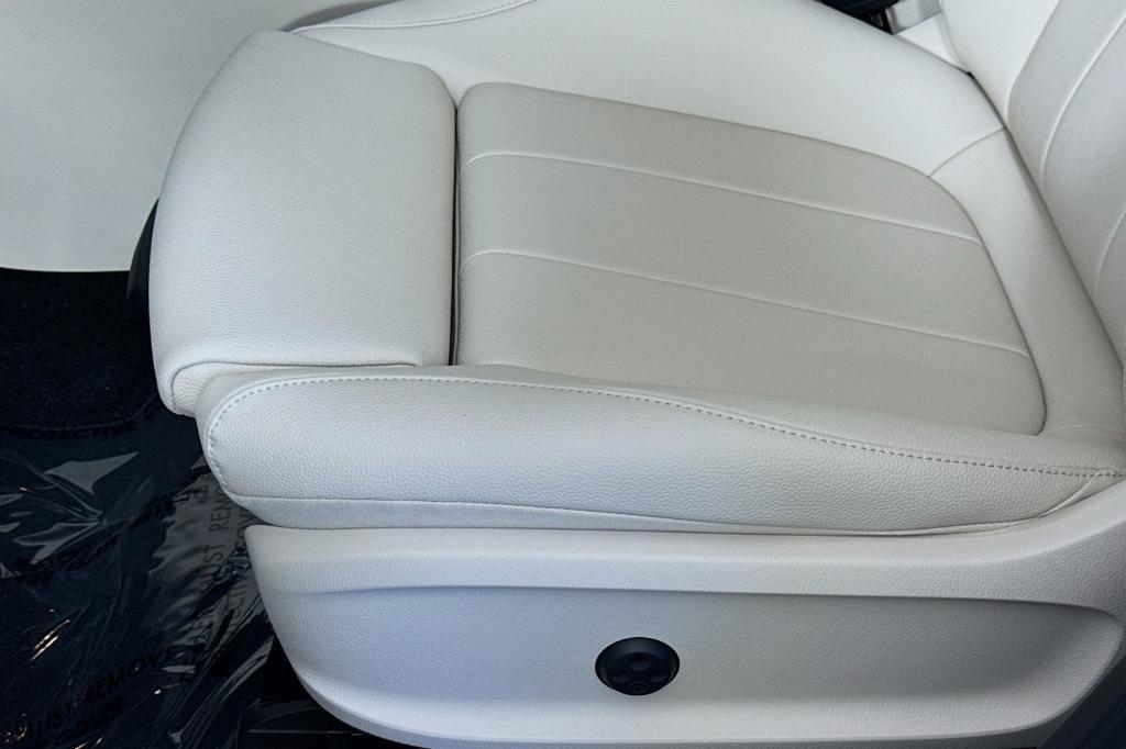 new 2025 Mercedes-Benz EQB 300 car, priced at $62,650