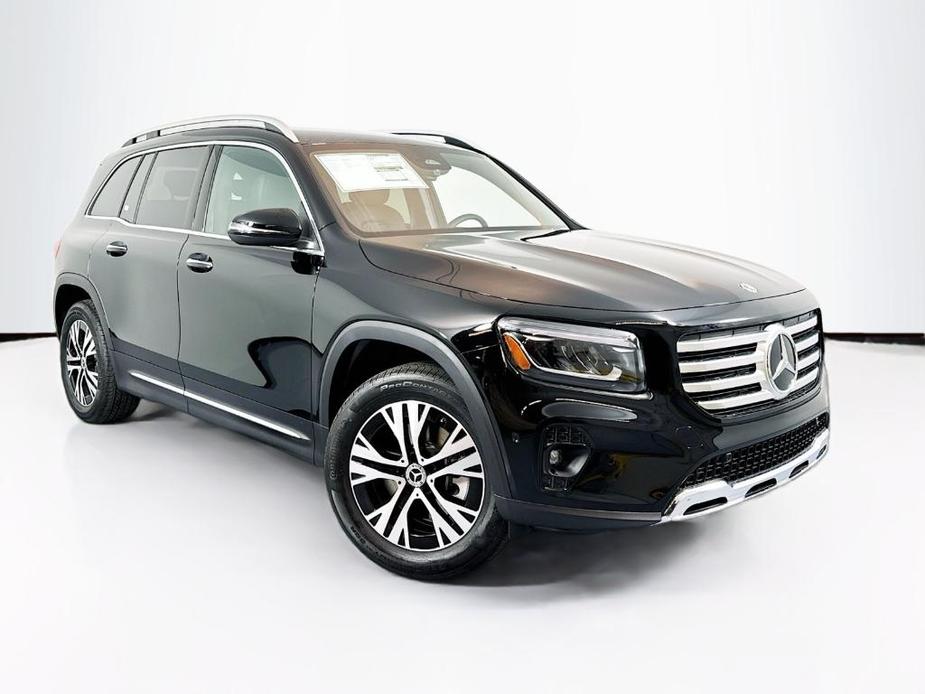 new 2025 Mercedes-Benz GLB 250 car, priced at $51,095