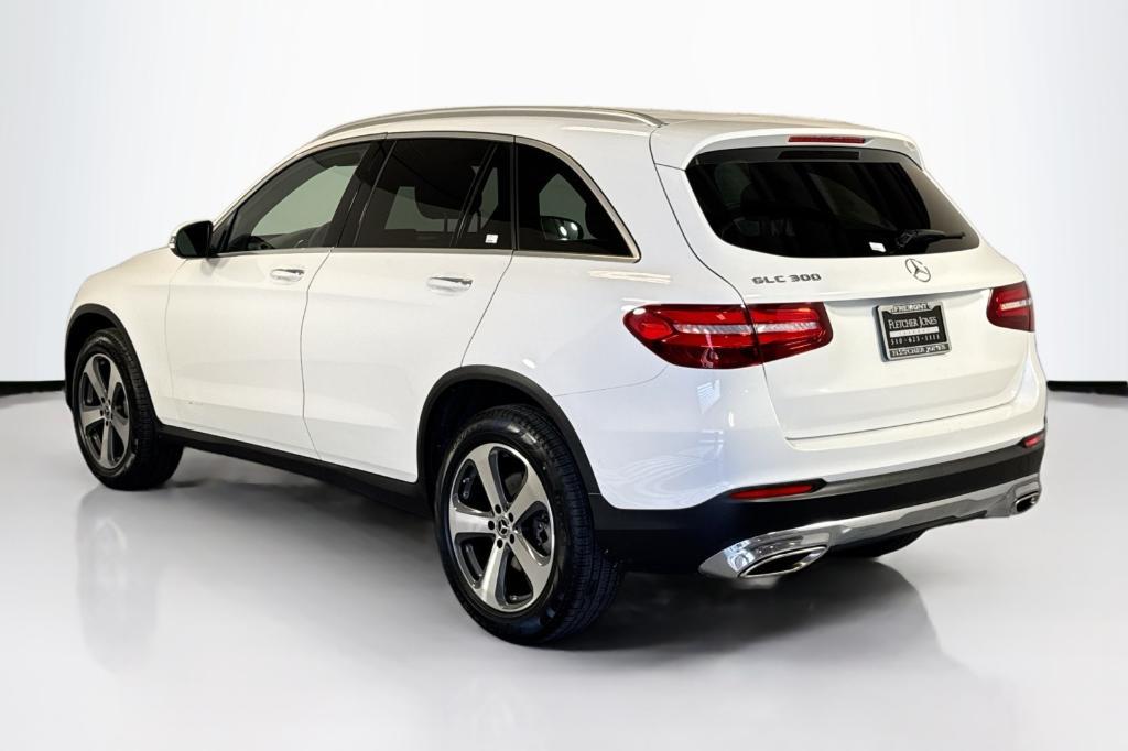 used 2019 Mercedes-Benz GLC 300 car, priced at $16,492