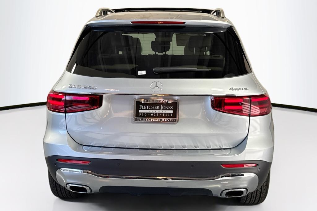 new 2026 Mercedes-Benz GLB 250 car, priced at $54,030