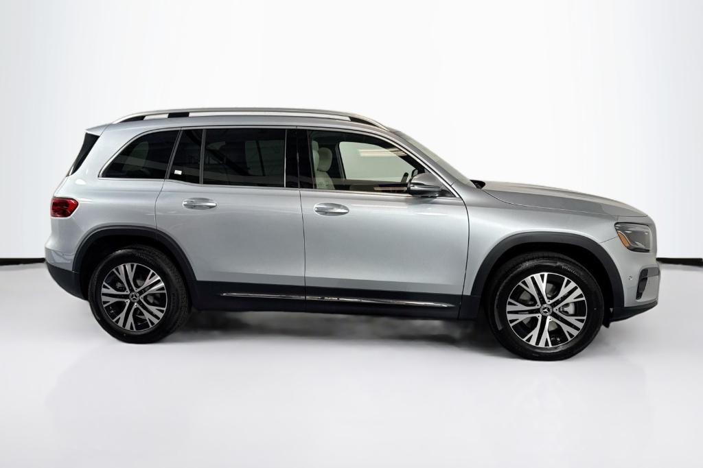 new 2026 Mercedes-Benz GLB 250 car, priced at $54,030