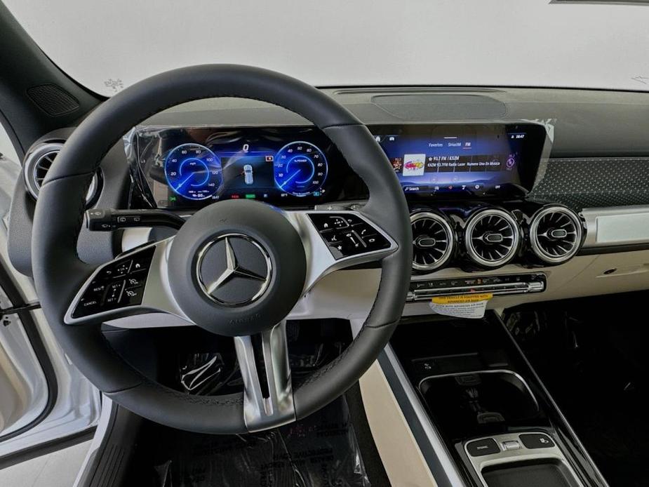 new 2024 Mercedes-Benz EQB 300 car, priced at $61,245