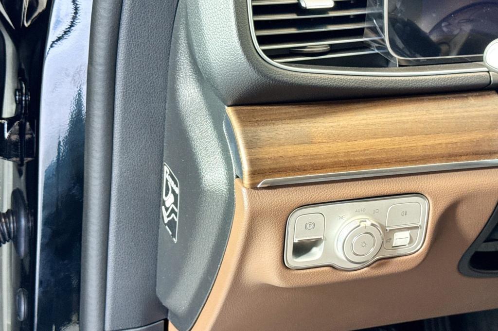 new 2026 Mercedes-Benz GLE 450 car, priced at $82,765