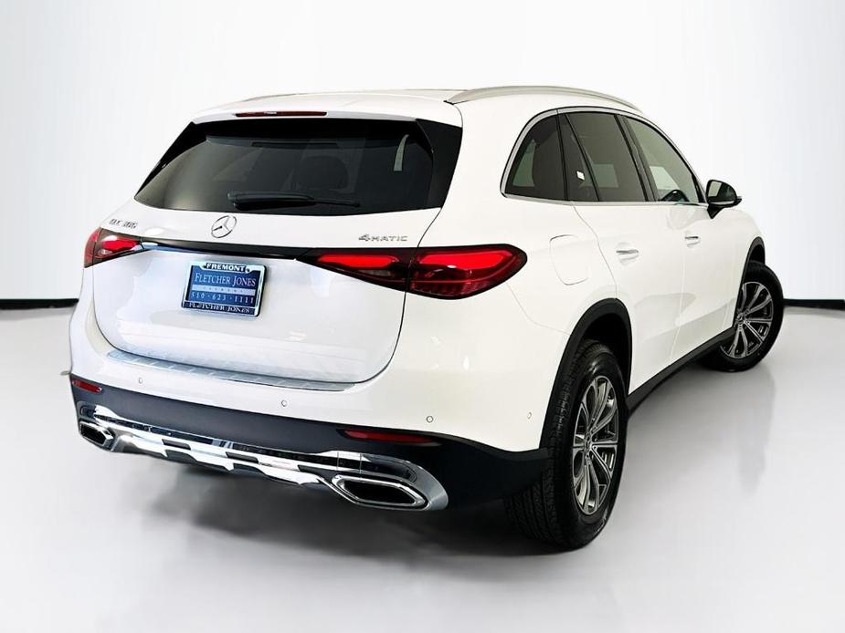 new 2025 Mercedes-Benz GLC 300 car, priced at $55,575