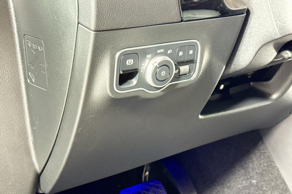 new 2026 Mercedes-Benz GLA 250 car, priced at $48,905