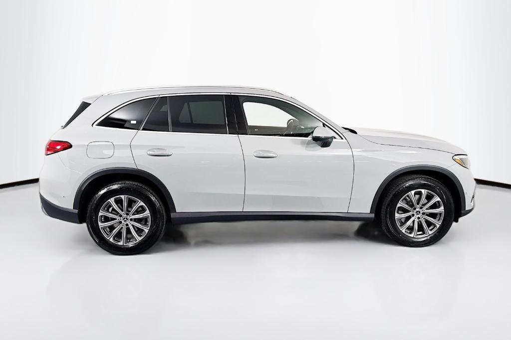 new 2025 Mercedes-Benz GLC 300 car, priced at $54,065
