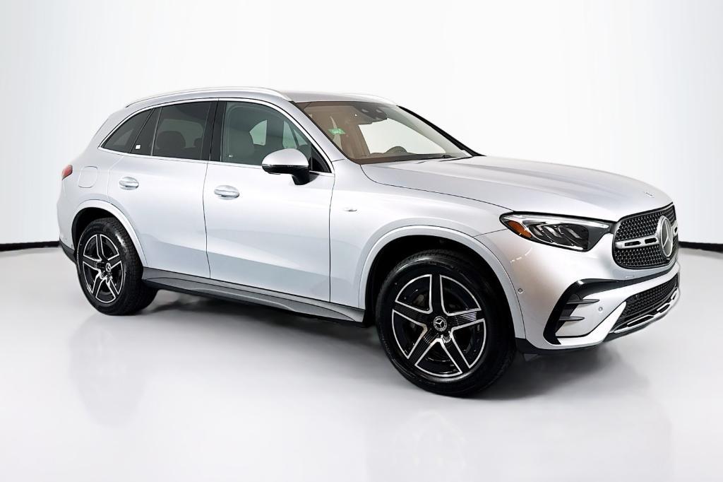 new 2025 Mercedes-Benz GLC 350e car, priced at $67,450