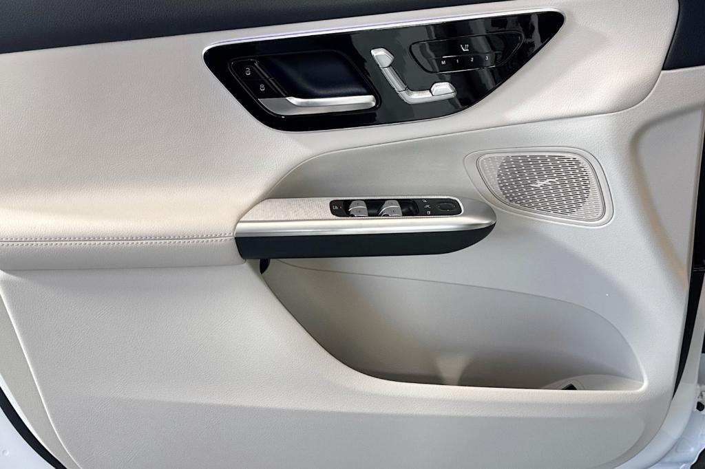 new 2026 Mercedes-Benz GLC 300 car, priced at $54,335