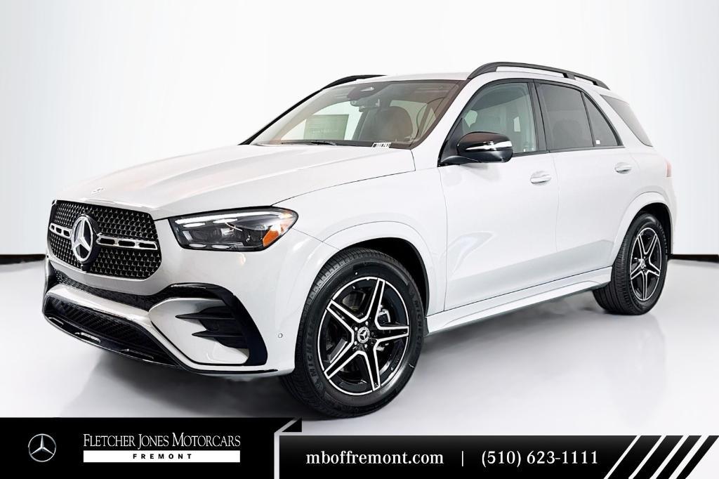 new 2025 Mercedes-Benz GLE 580 car, priced at $98,145