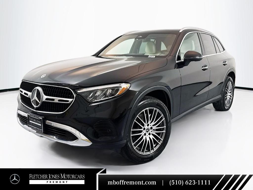 used 2024 Mercedes-Benz GLC 300 car