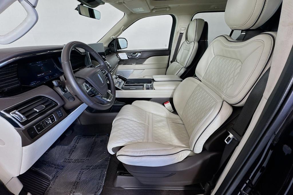used 2023 Lincoln Navigator L car, priced at $75,884