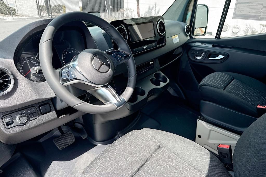 new 2025 Mercedes-Benz Sprinter 2500 car, priced at $75,958