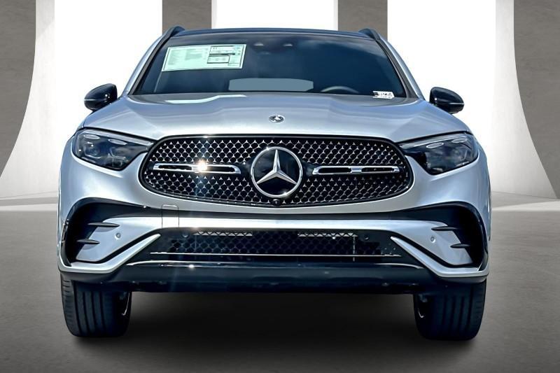 new 2024 Mercedes-Benz GLC 300 car, priced at $63,870