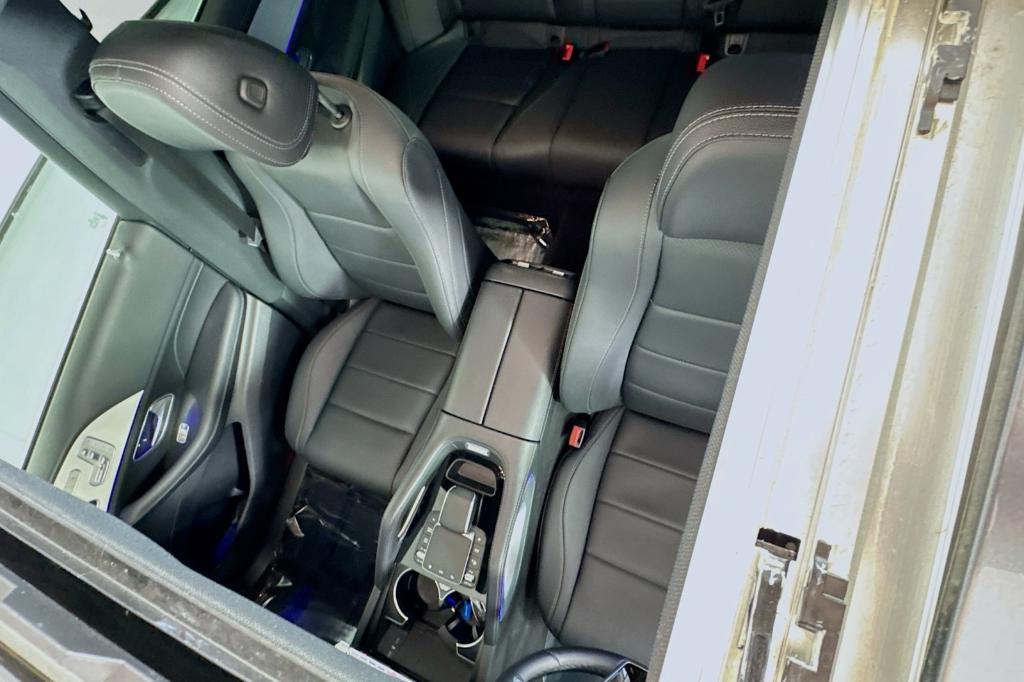 used 2024 Mercedes-Benz GLE 450 Plug-In Hybrid car, priced at $55,994