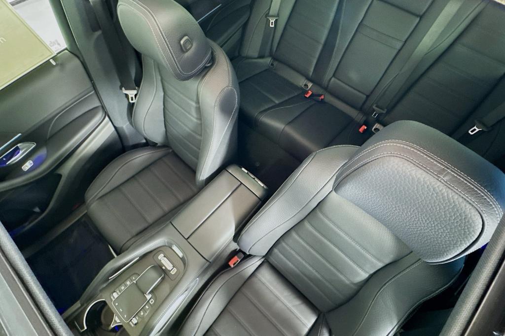 new 2025 Mercedes-Benz GLE 580 car, priced at $93,465