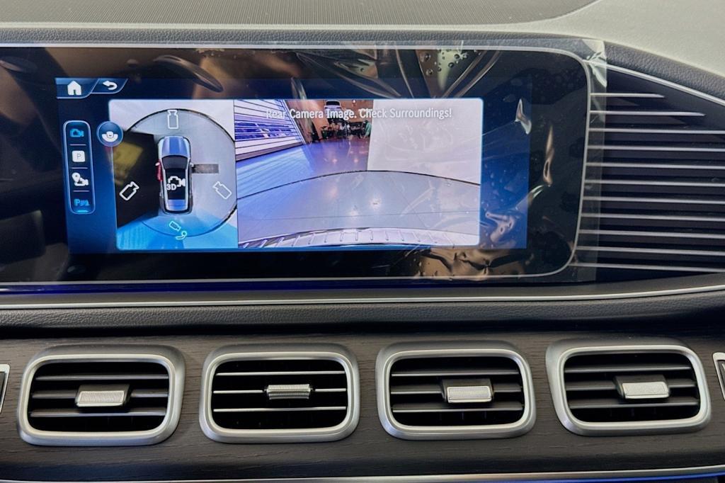 new 2025 Mercedes-Benz GLE 580 car, priced at $93,465