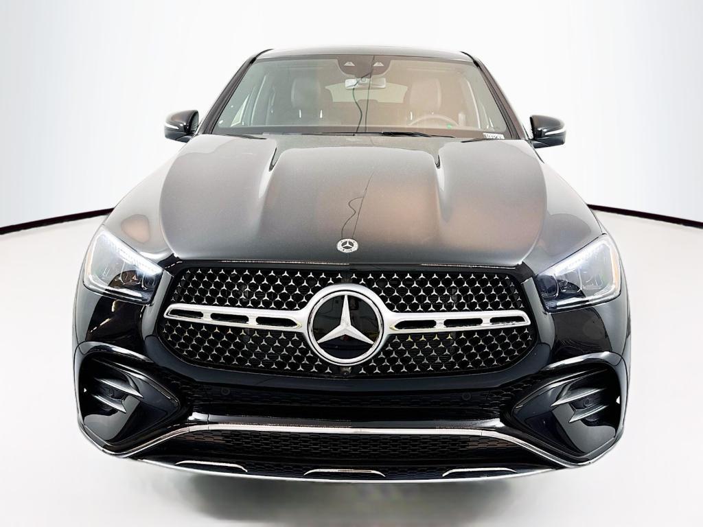 new 2025 Mercedes-Benz GLE 450 car, priced at $82,015