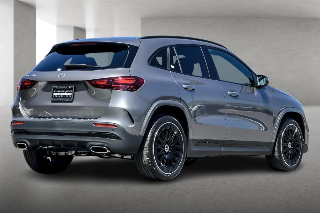 new 2024 Mercedes-Benz GLA 250 car, priced at $51,975