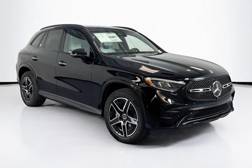 new 2026 Mercedes-Benz GLC 300 car, priced at $62,065