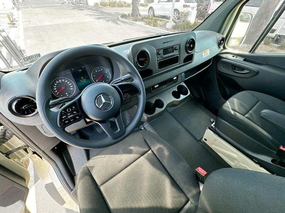 new 2024 Mercedes-Benz Sprinter 2500 car, priced at $54,415