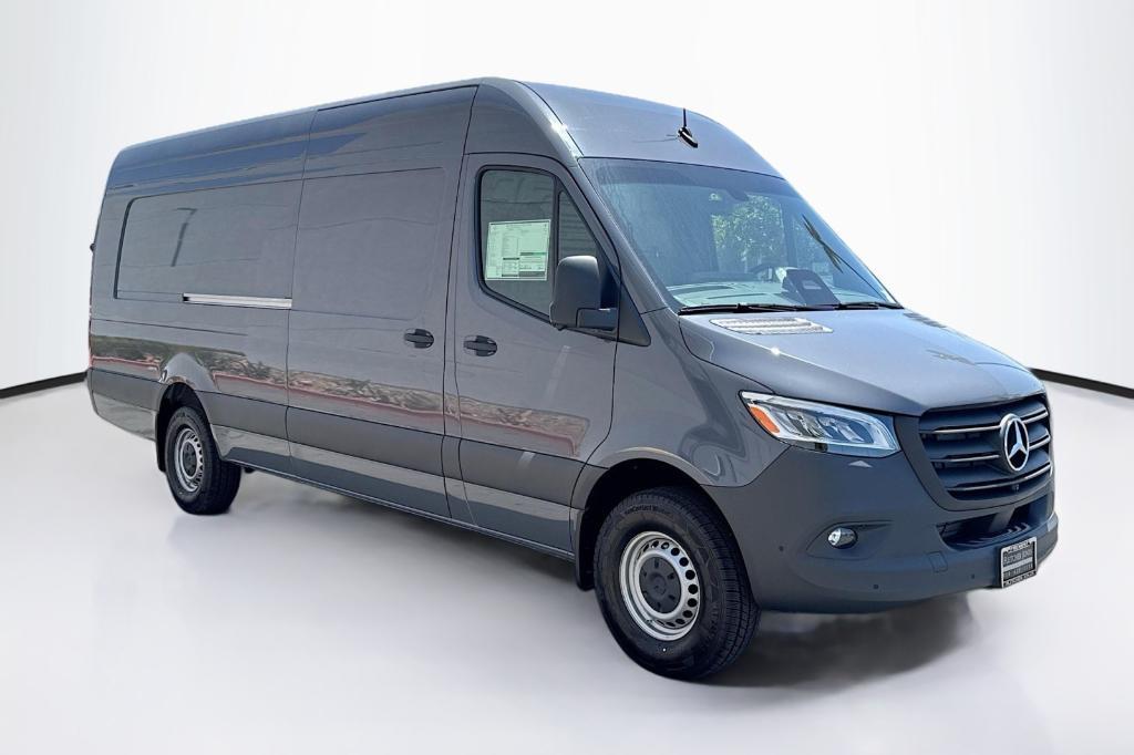 new 2025 Mercedes-Benz Sprinter 2500 car, priced at $78,647