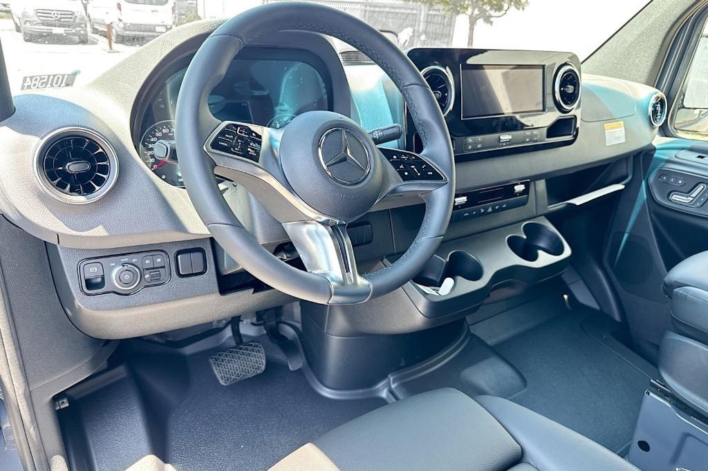 new 2025 Mercedes-Benz Sprinter 2500 car, priced at $78,647