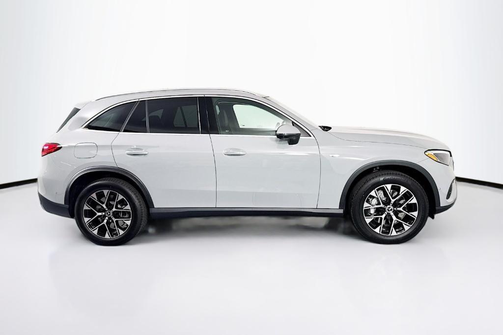 new 2025 Mercedes-Benz GLC 350e car, priced at $68,720