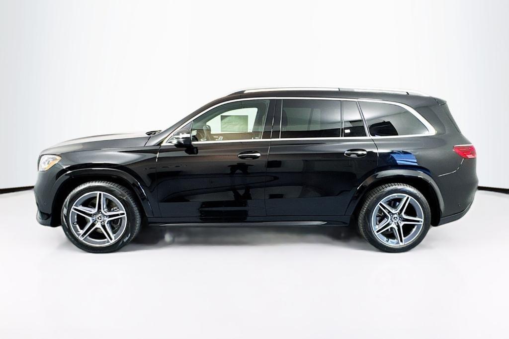 new 2025 Mercedes-Benz GLS 450 car, priced at $95,365