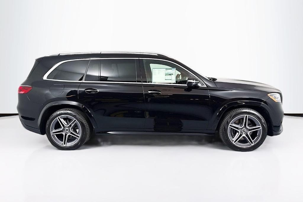 new 2025 Mercedes-Benz GLS 450 car, priced at $95,365