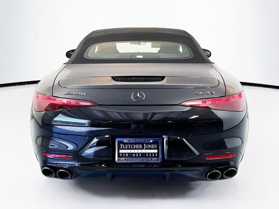 new 2024 Mercedes-Benz AMG SL 43 car, priced at $124,630