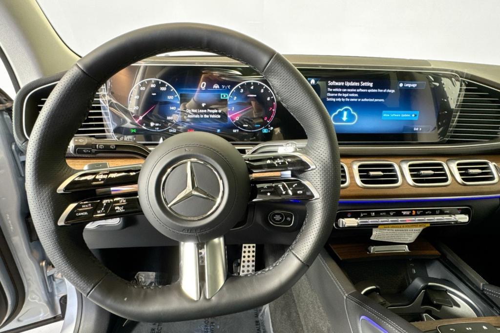 new 2026 Mercedes-Benz GLS 450 car, priced at $103,370