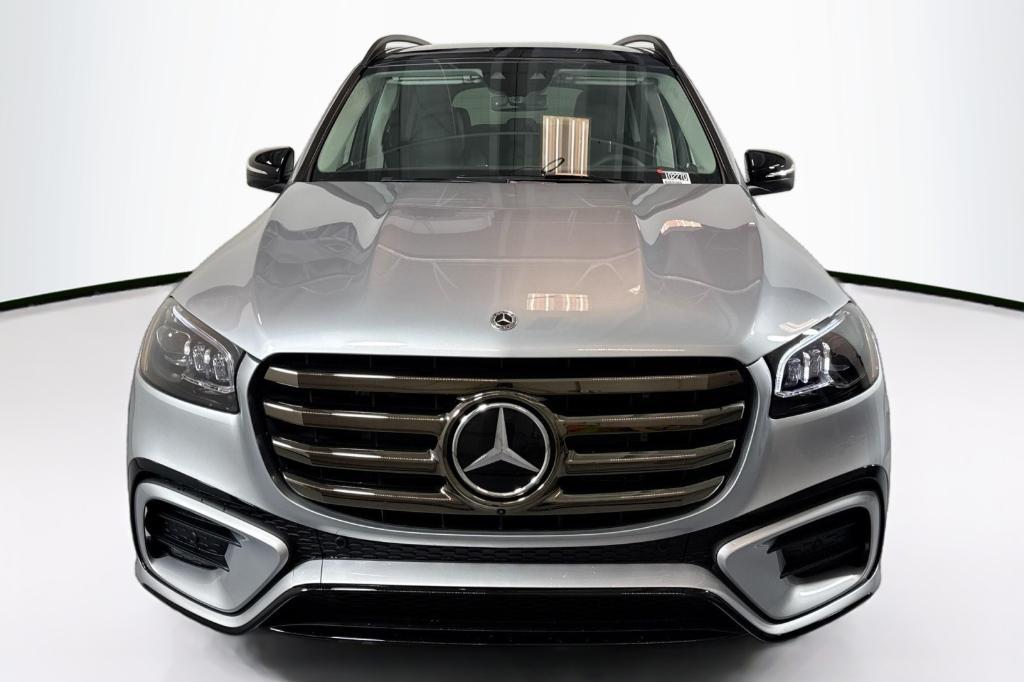 new 2026 Mercedes-Benz GLS 450 car, priced at $103,370