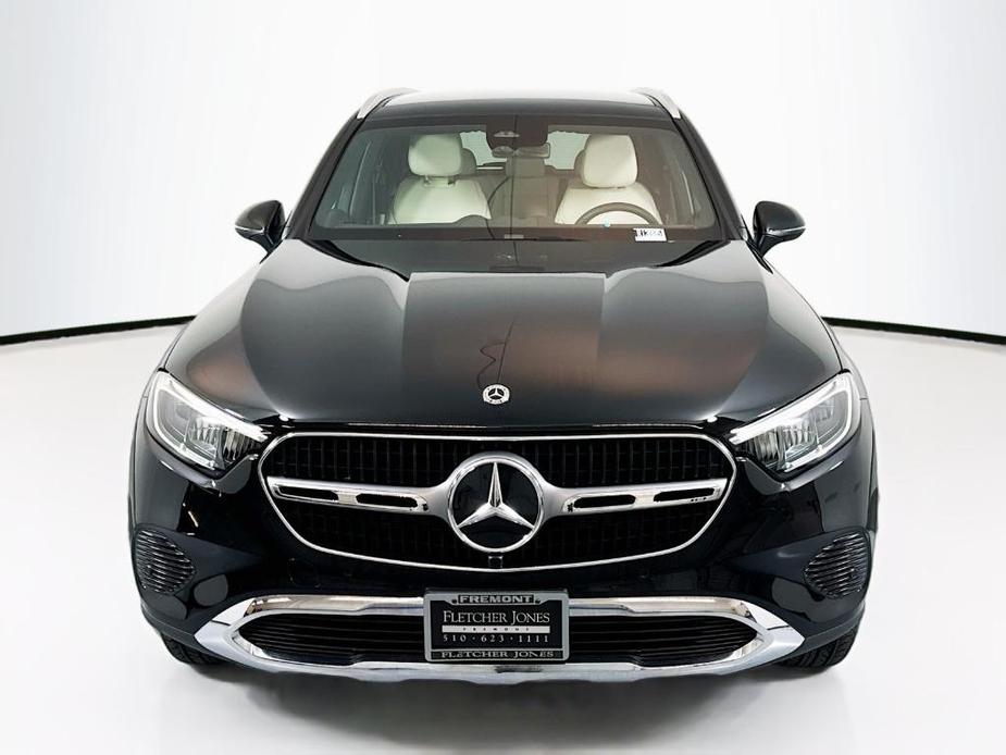 used 2024 Mercedes-Benz GLC 300 car