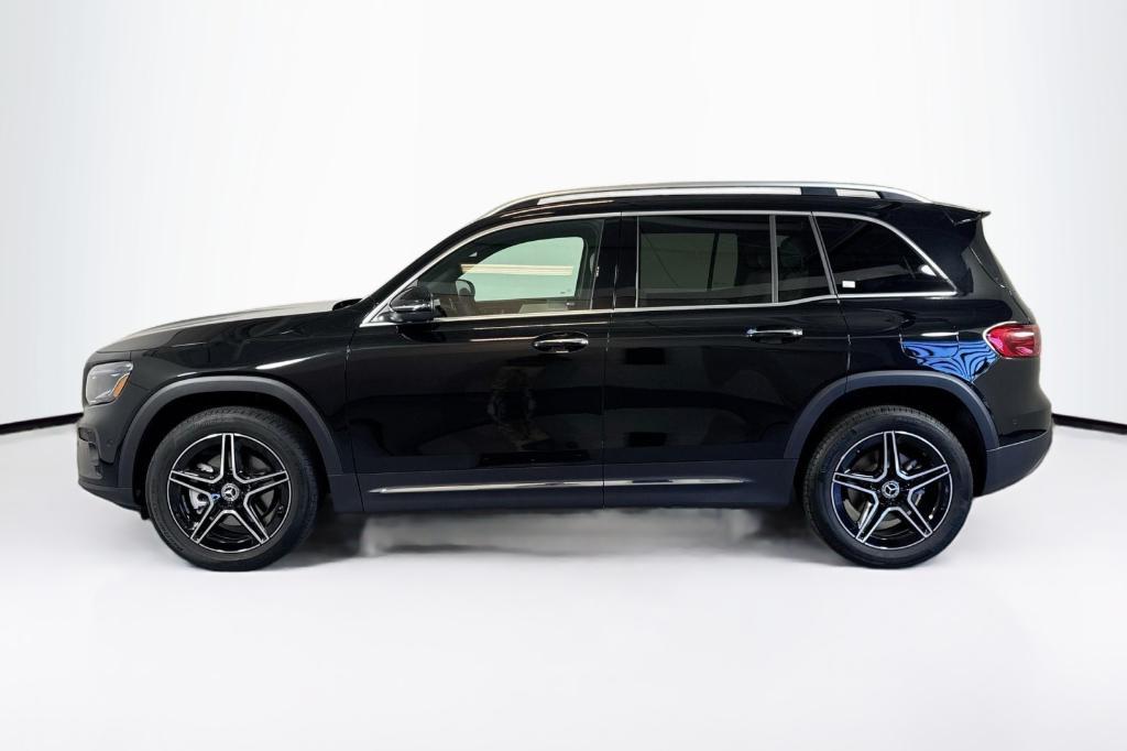 new 2026 Mercedes-Benz GLB 250 car, priced at $51,615