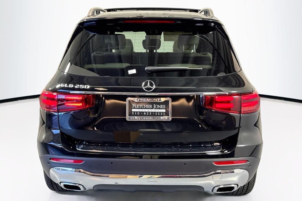 new 2026 Mercedes-Benz GLB 250 car, priced at $51,615
