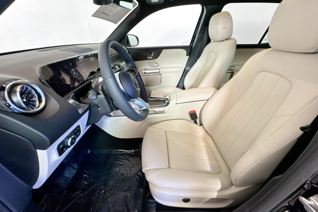 new 2026 Mercedes-Benz GLB 250 car, priced at $51,615