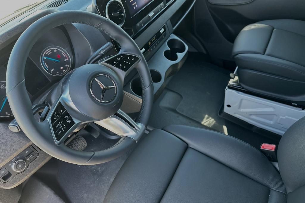 new 2024 Mercedes-Benz eSprinter 2500 car, priced at $81,184