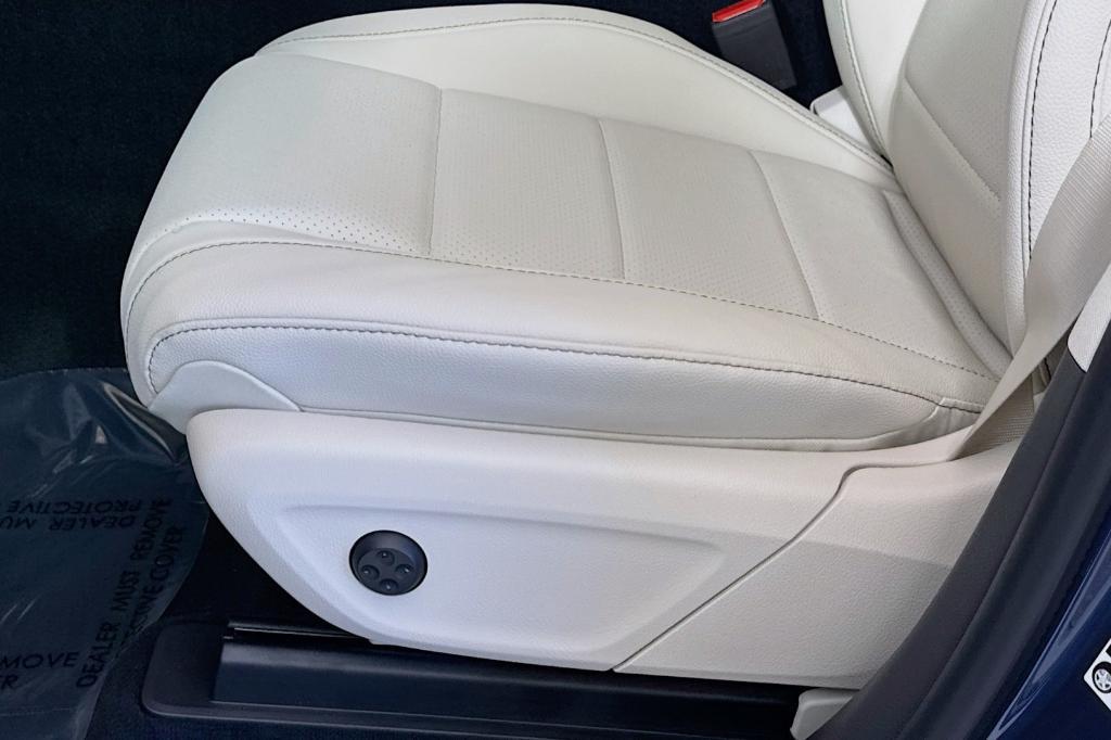 new 2025 Mercedes-Benz GLE 350 car, priced at $71,780