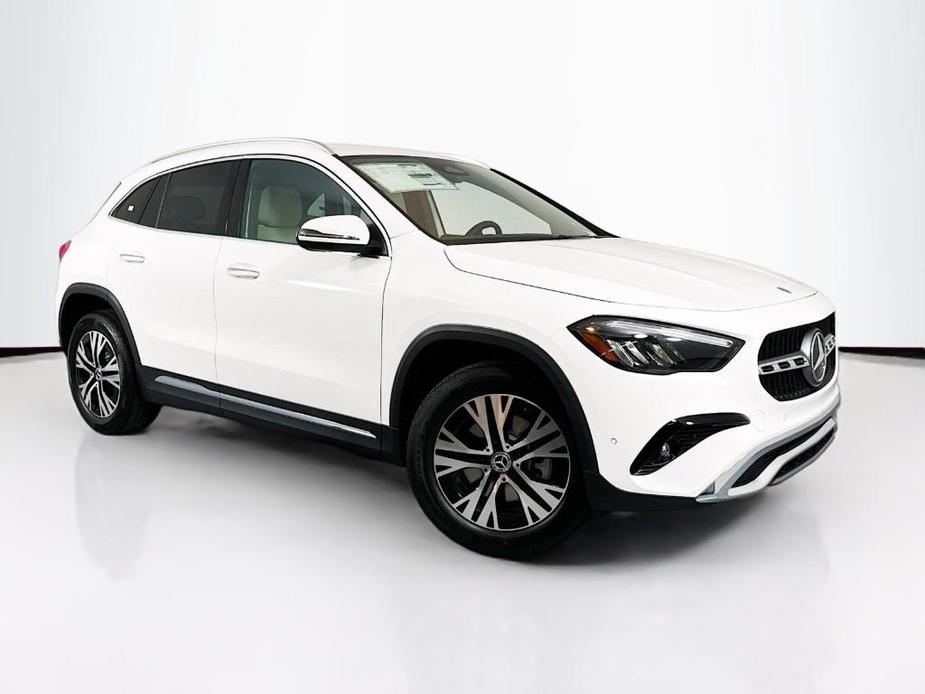 new 2025 Mercedes-Benz GLA 250 car, priced at $45,545