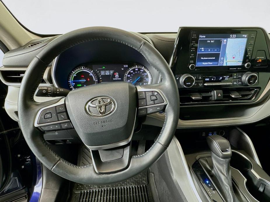 used 2022 Toyota Highlander Hybrid car, priced at $33,982