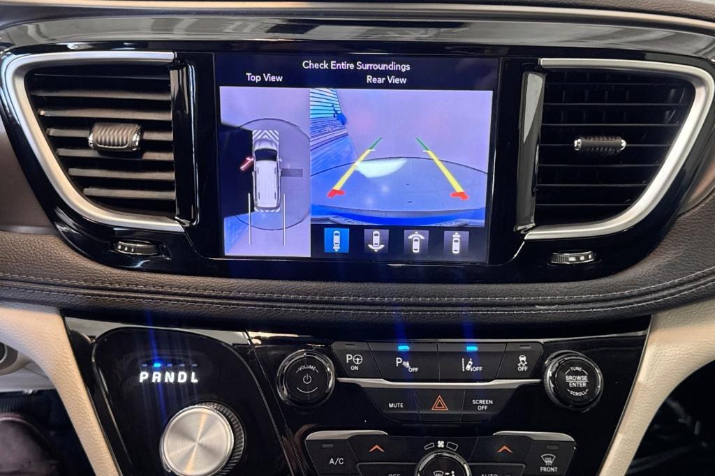 used 2018 Chrysler Pacifica Hybrid car, priced at $21,994