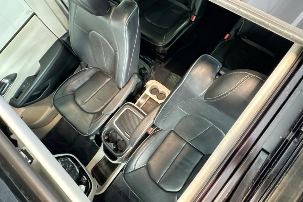 used 2018 Chrysler Pacifica Hybrid car, priced at $21,994