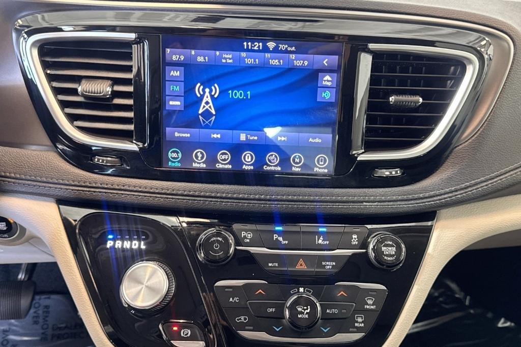 used 2018 Chrysler Pacifica Hybrid car, priced at $21,994