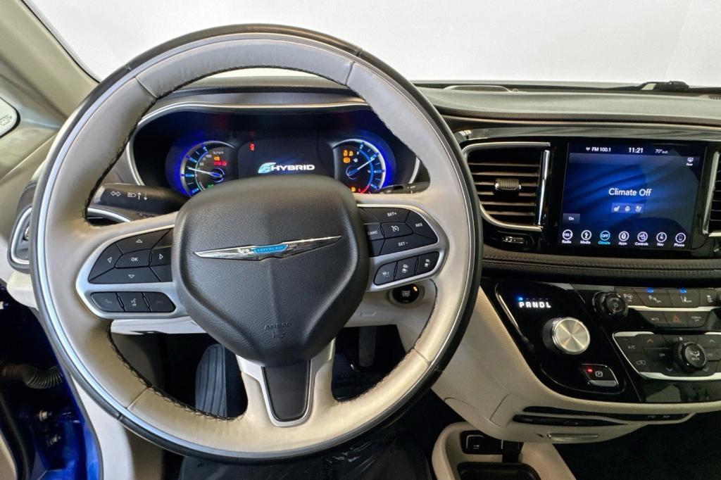 used 2018 Chrysler Pacifica Hybrid car, priced at $21,994